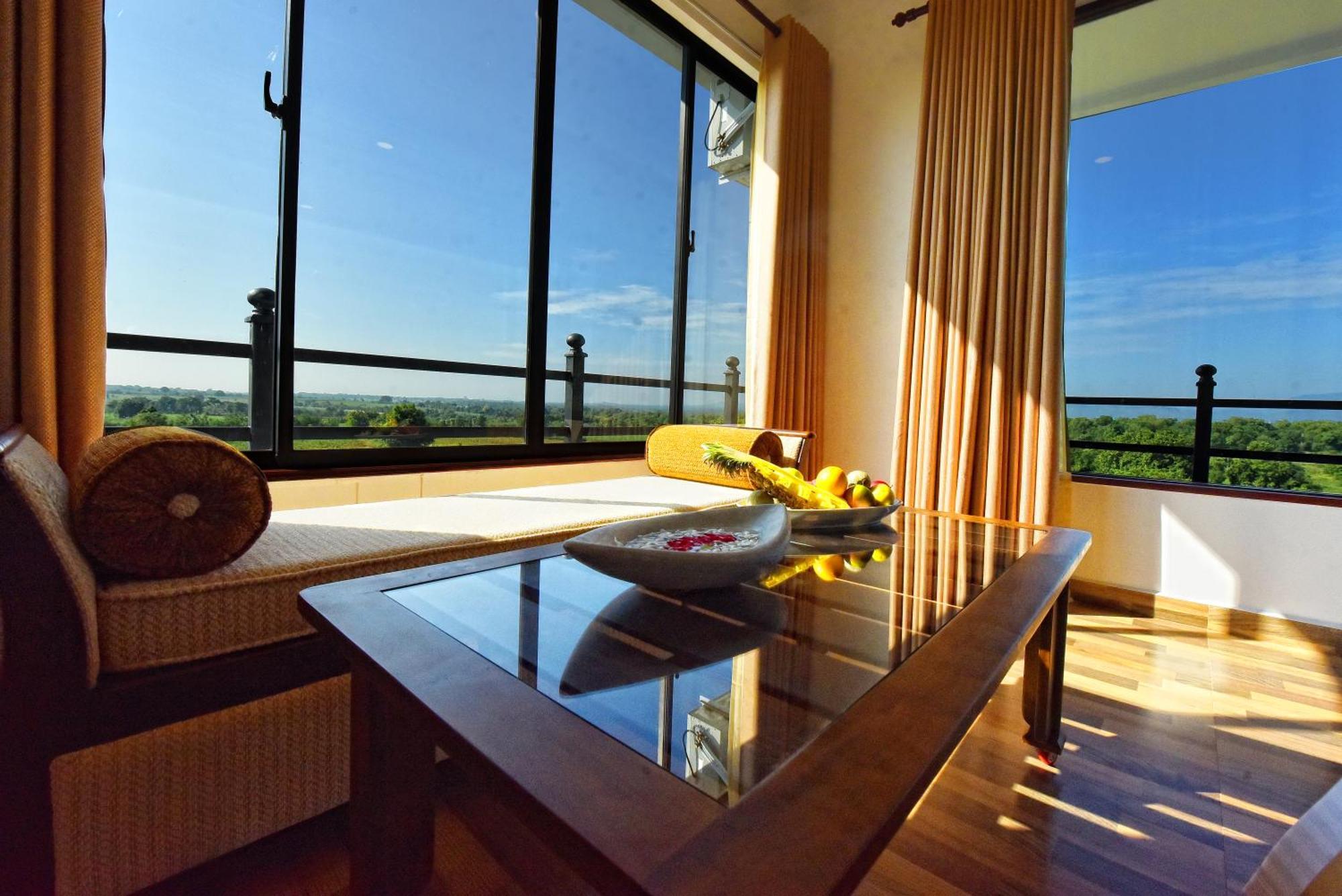 Centauria Wild Hotel Udawalawe Eksteriør billede
