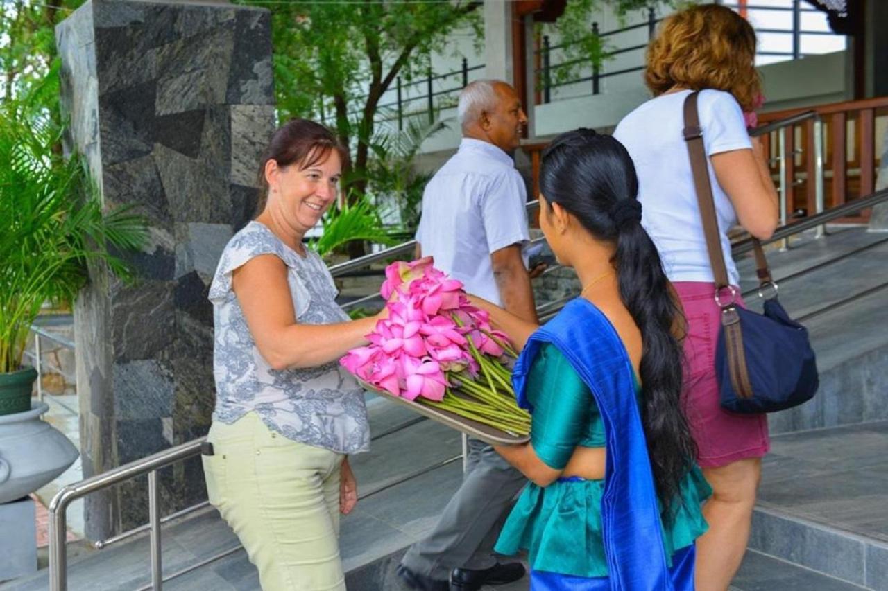 Centauria Wild Hotel Udawalawe Eksteriør billede