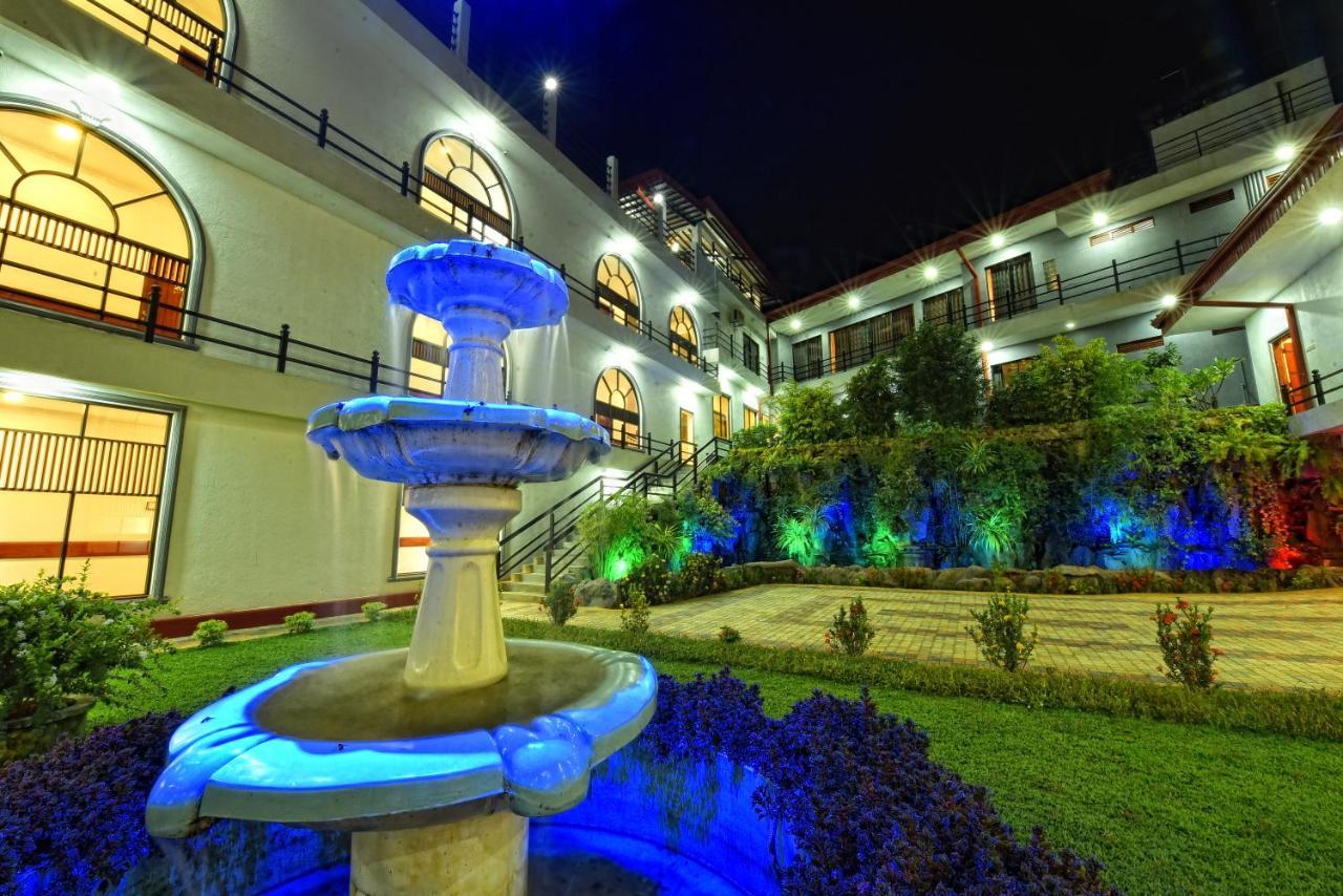 Centauria Wild Hotel Udawalawe Eksteriør billede