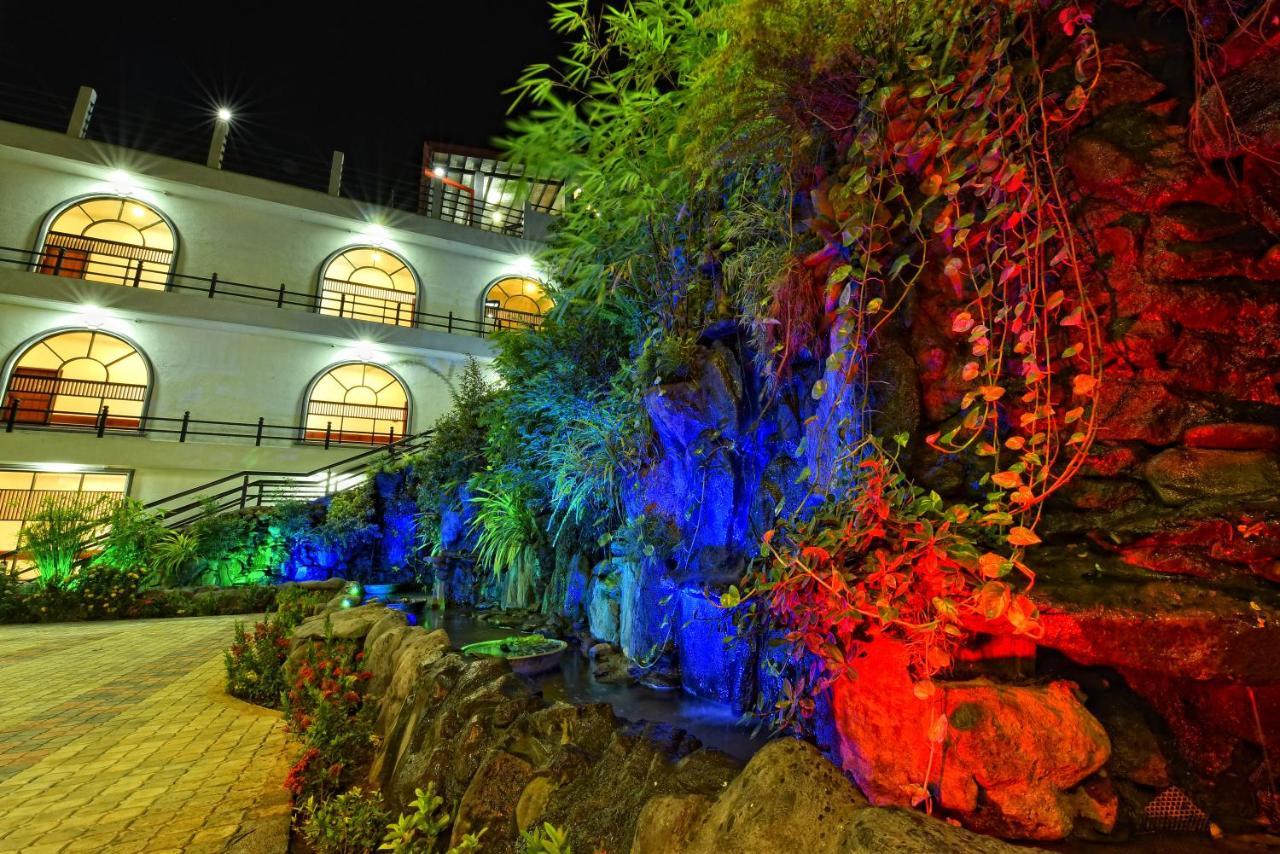Centauria Wild Hotel Udawalawe Eksteriør billede