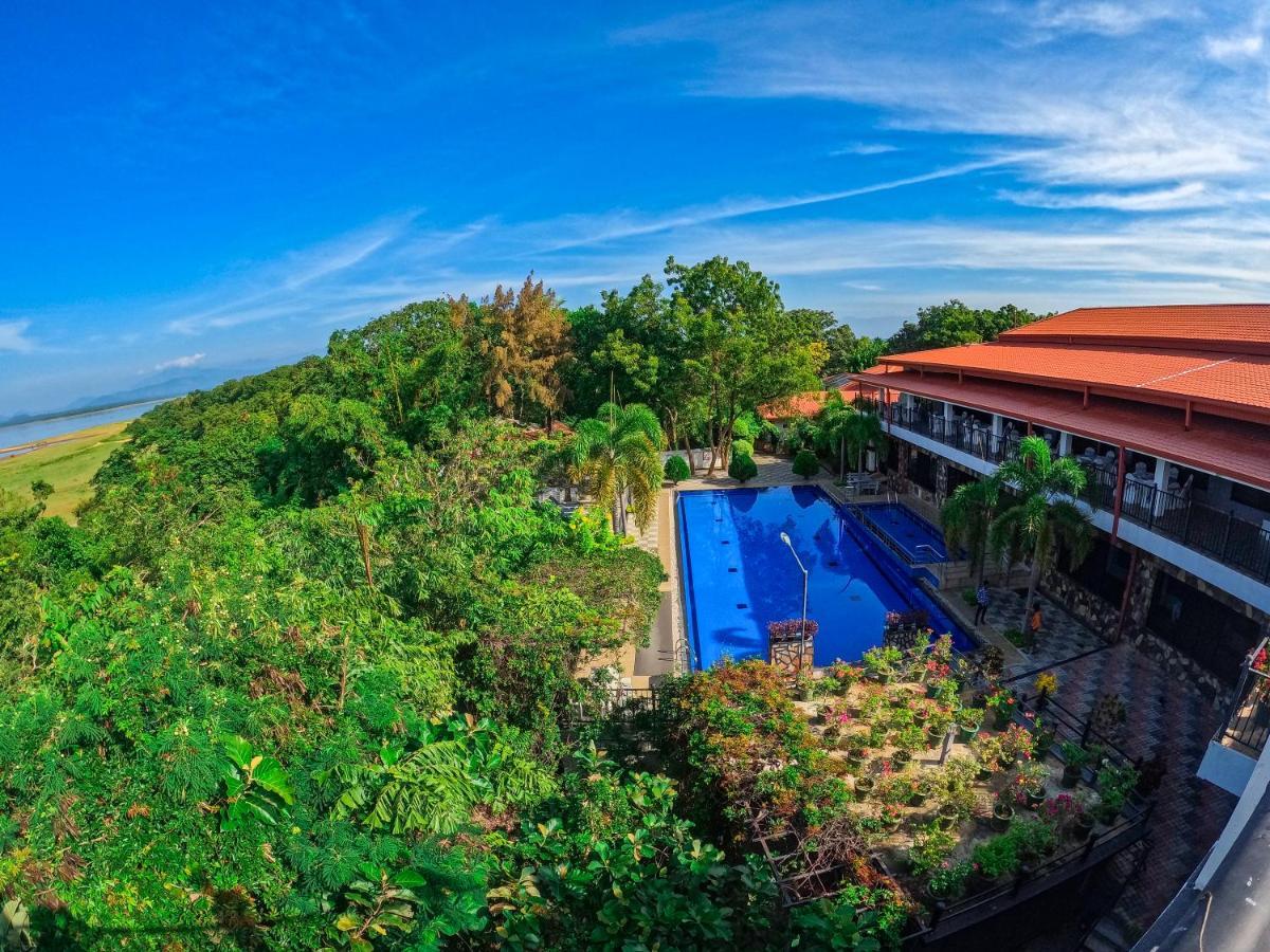 Centauria Wild Hotel Udawalawe Eksteriør billede
