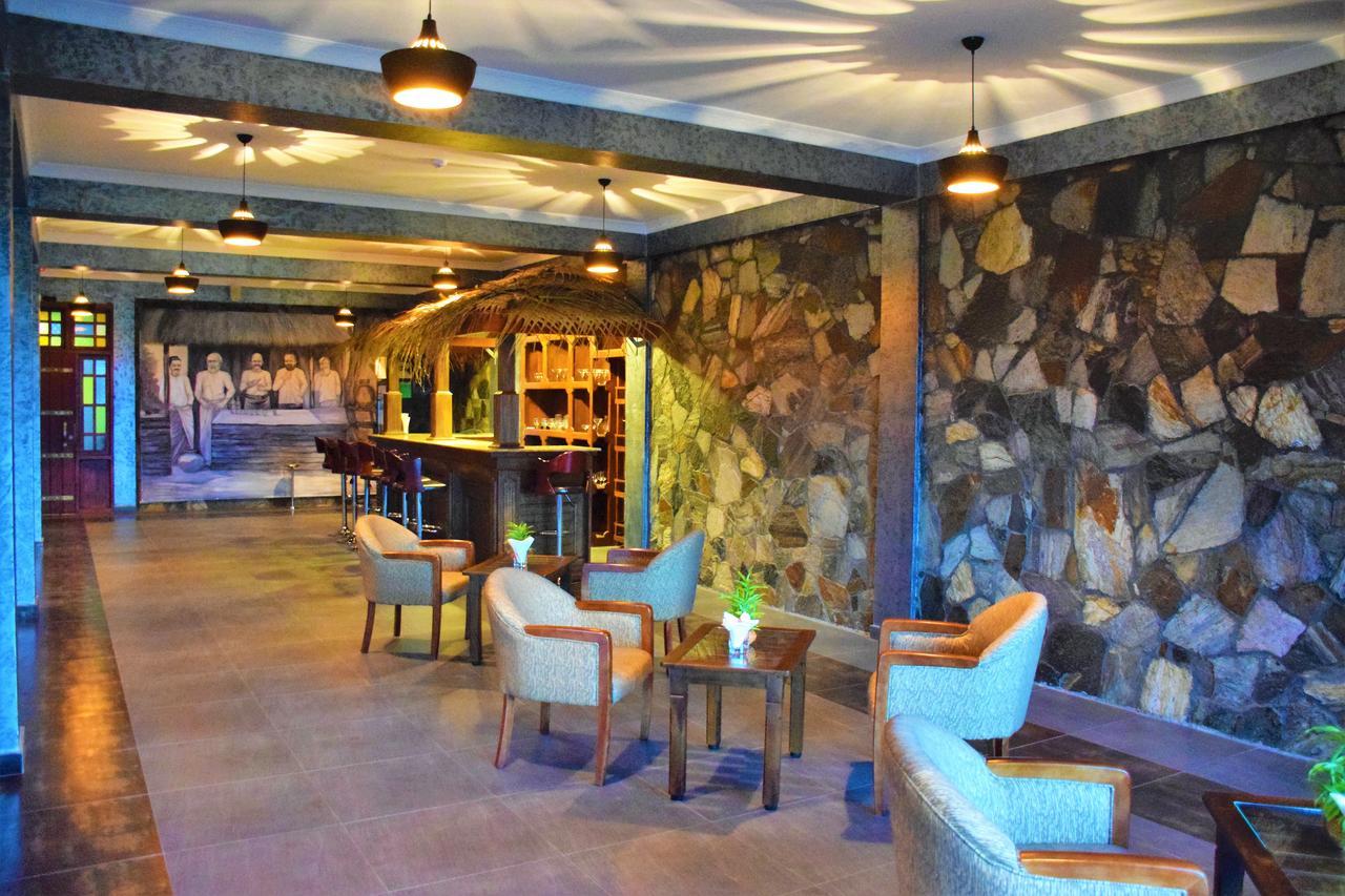 Centauria Wild Hotel Udawalawe Eksteriør billede